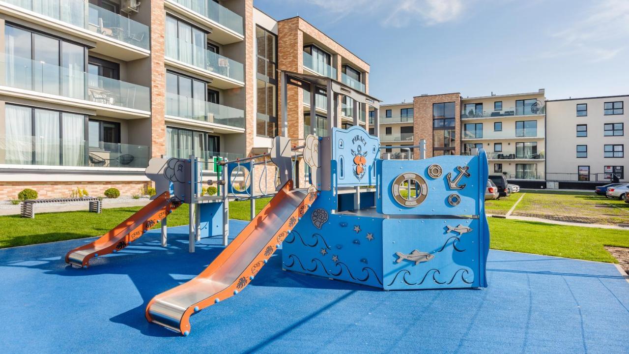 Apartament Zlota Perla Z Parkingiem 16 E Perlowa Przystan - Holiday City Kolobrzeg Exterior photo